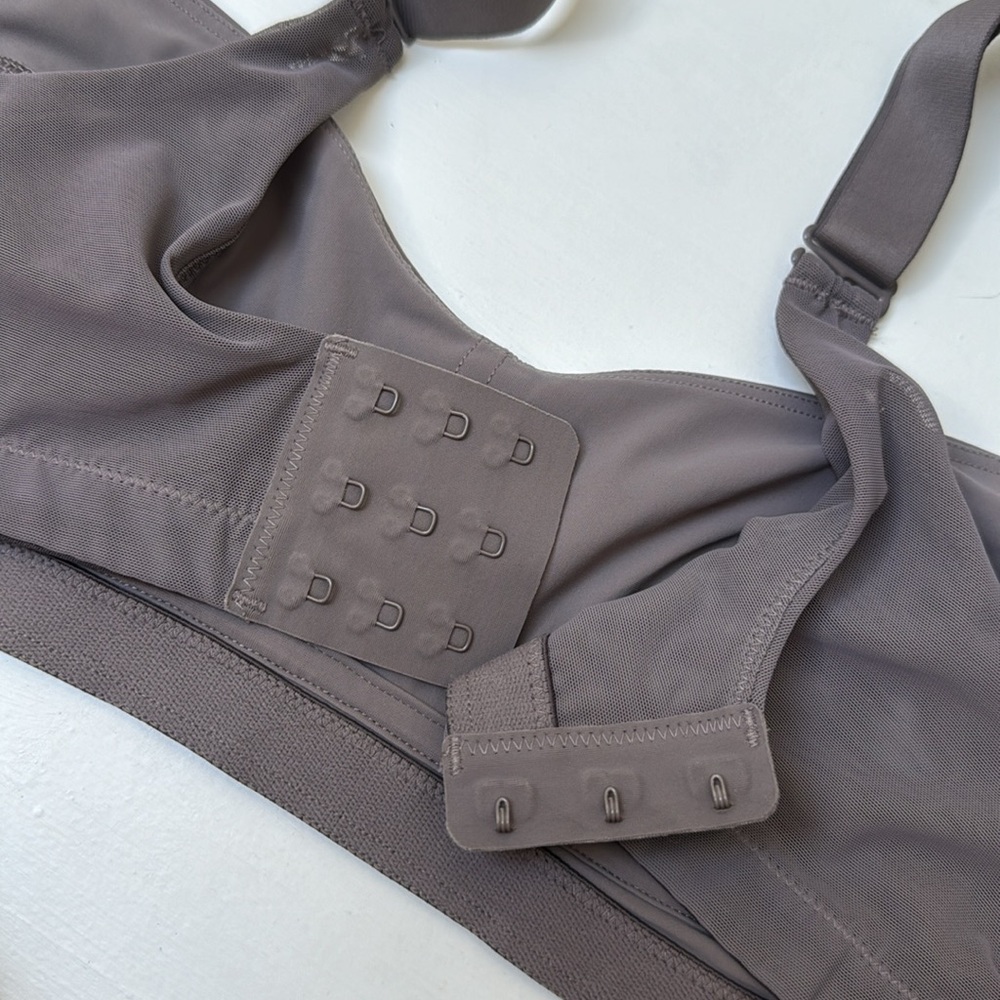 Lululemon Bra - Picture 4 of 6